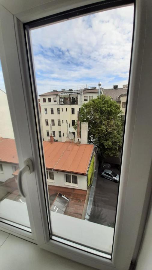 Relax Appartement 10 Minutes To Downtown Wenen Buitenkant foto