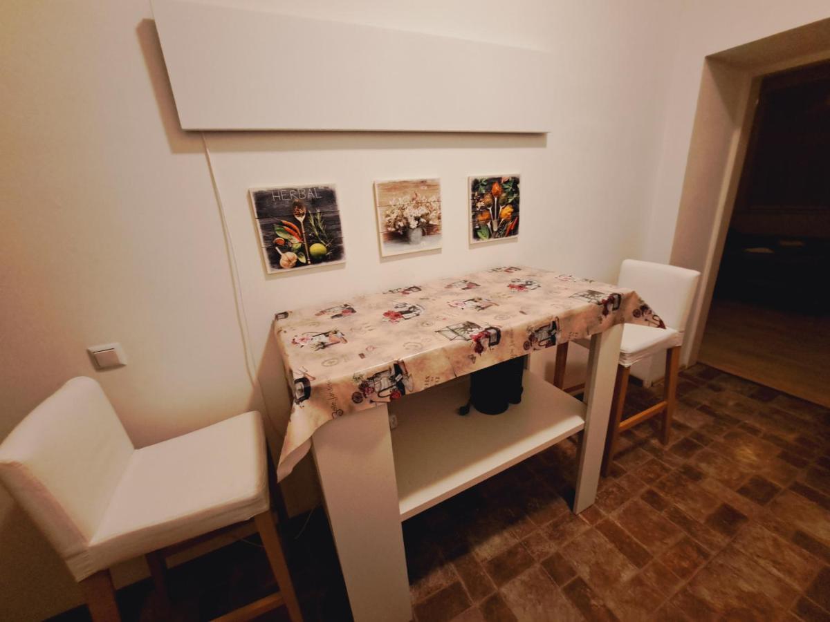 Relax Appartement 10 Minutes To Downtown Wenen Buitenkant foto